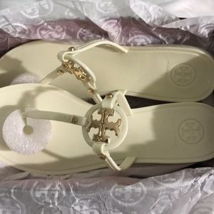Tory burch sandals